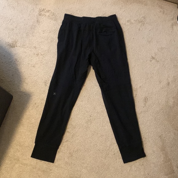 Lululemon Intent Joggers - Picture 3 of 7